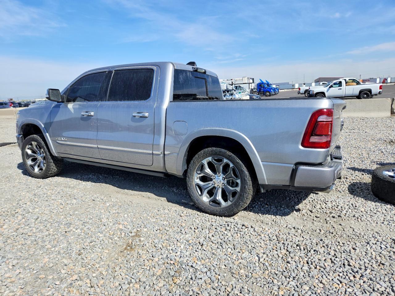 2022 Ram 1500 Limited - Фото 2