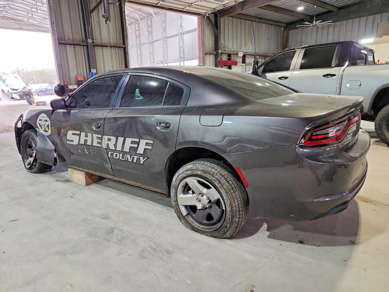 2021 Dodge Charger Police - Image 2