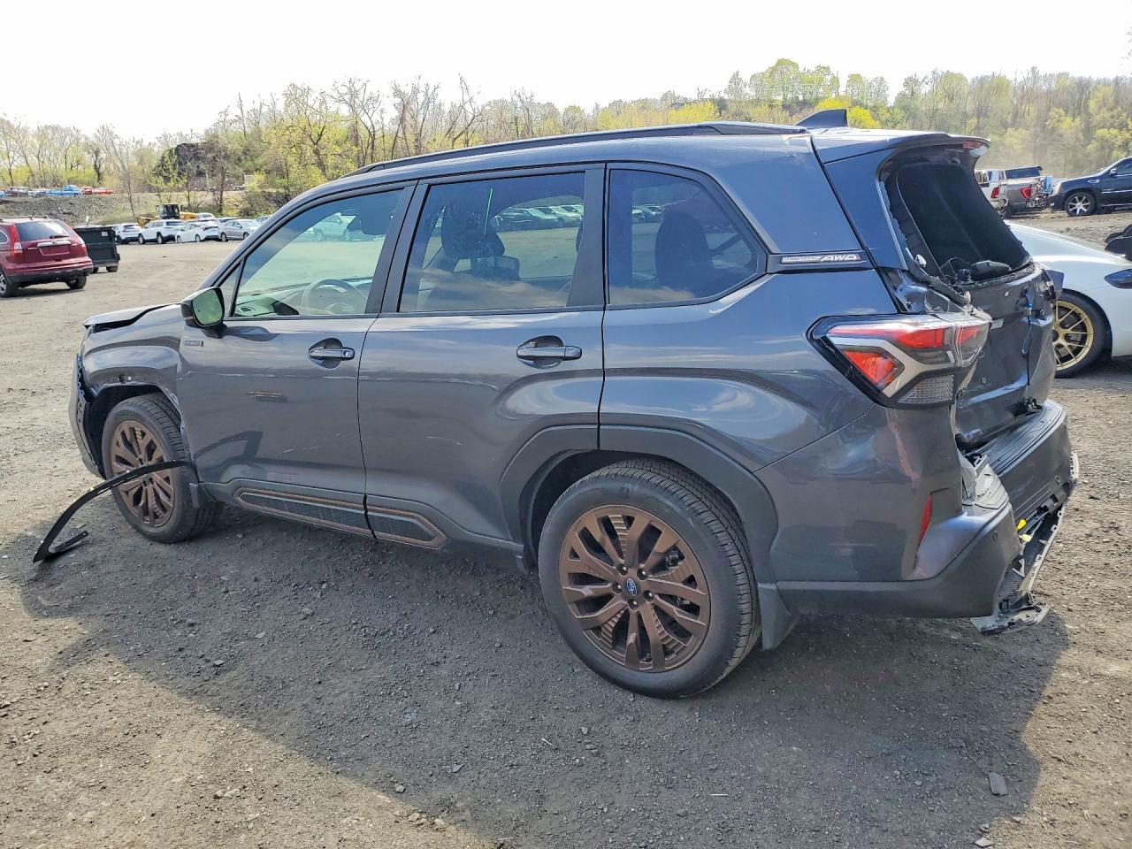 2025 Subaru Forester Sport - Фото 2