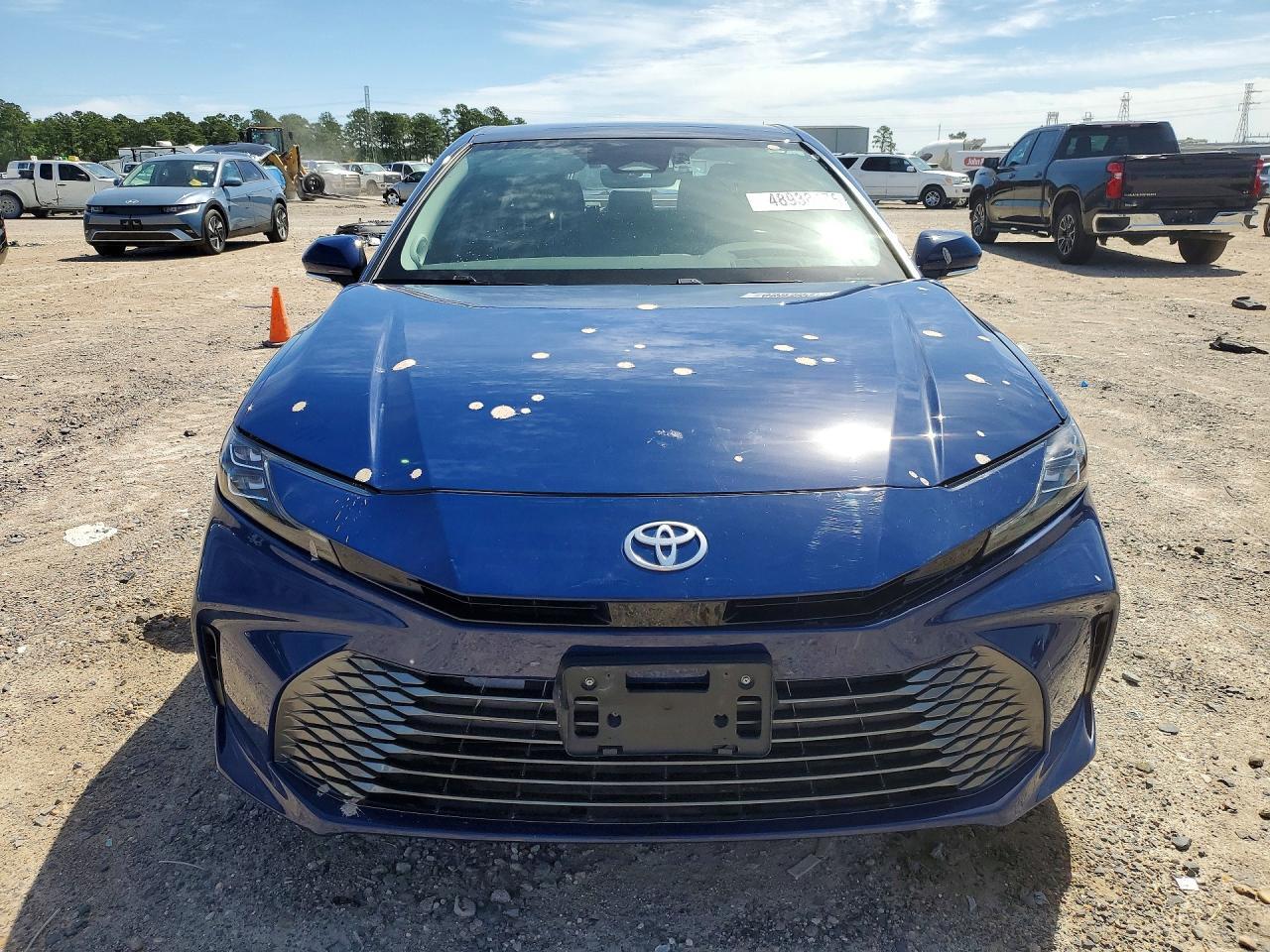 2025 Toyota Camry Xle - Image 5