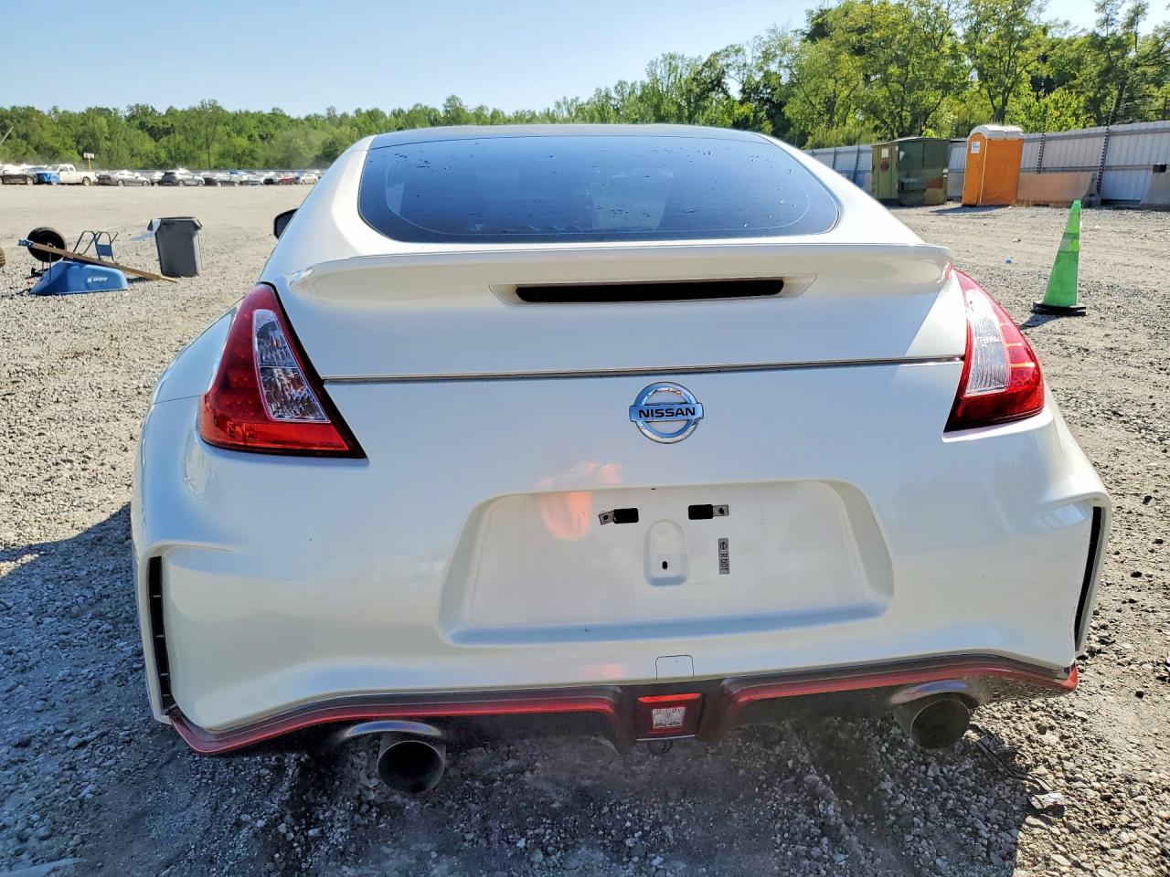 2015 Nissan 370Z Base - Фото 6