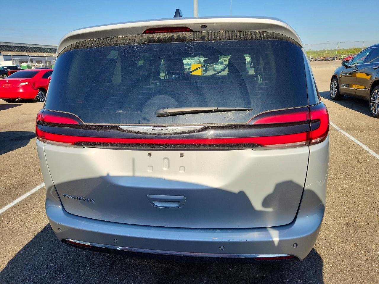 2024 Chrysler Pacifica Touring L - Фото 6