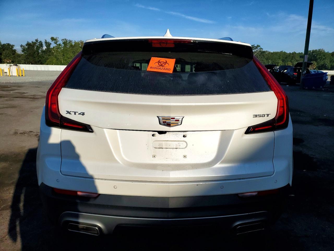 2023 Cadillac Xt4 Premium Luxury - Image 6