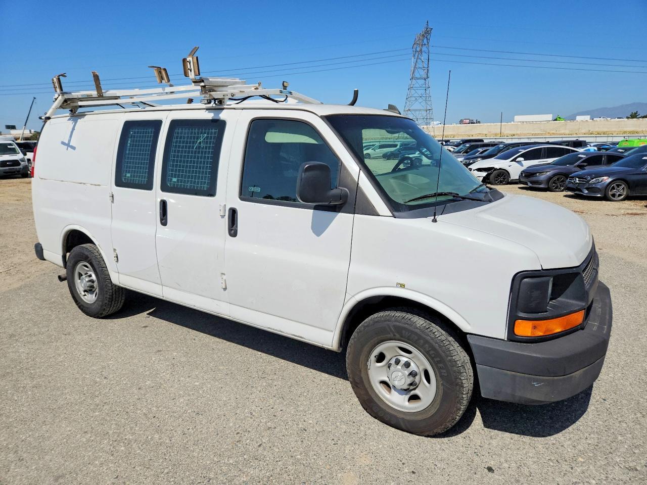 2016 Chevy Express 2500-R&D-Cln Title-Pri Fleet - Фото 4