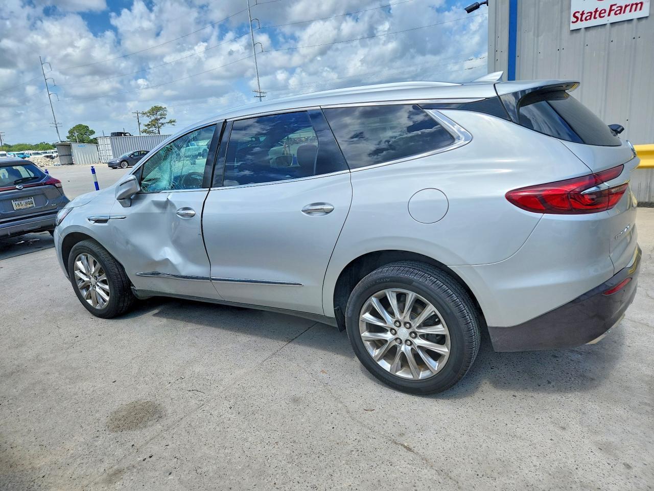 2019 Buick Enclave Essence - Фото 2