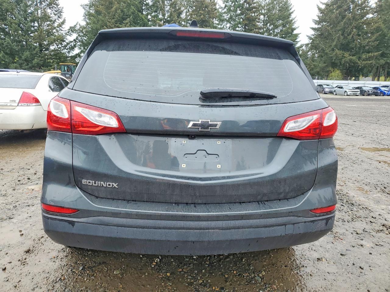 2020 Chevrolet Equinox Ls - Image 6