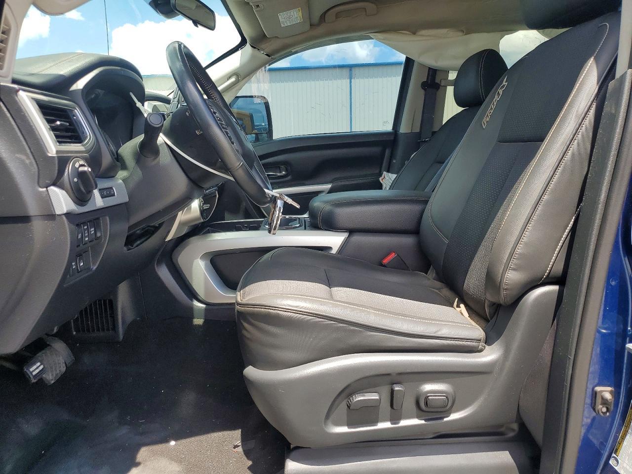 2019 Nissan Titan Xd Pro-4X - Фото 7