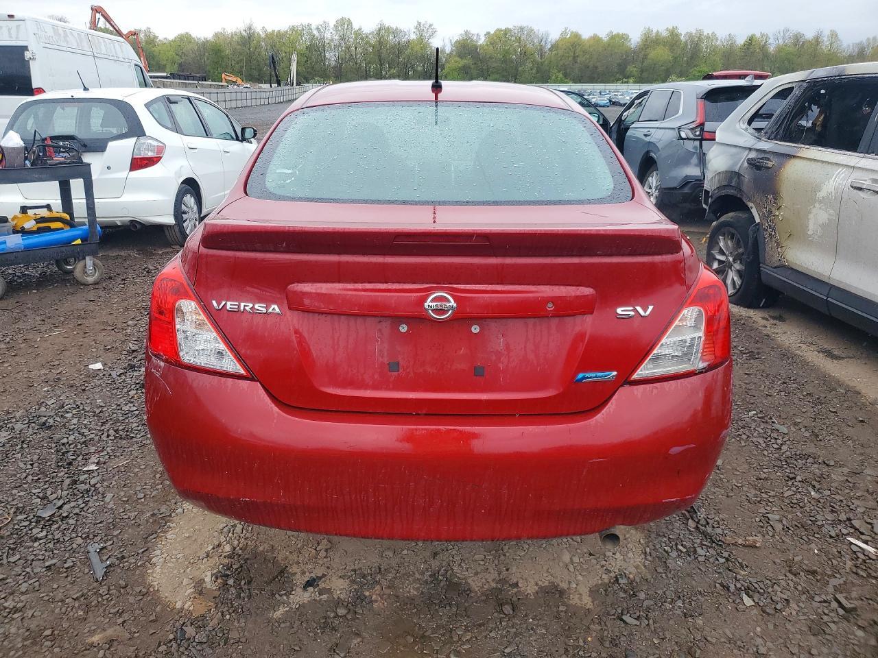 2013 Nissan Versa 1.6 S - Фото 6