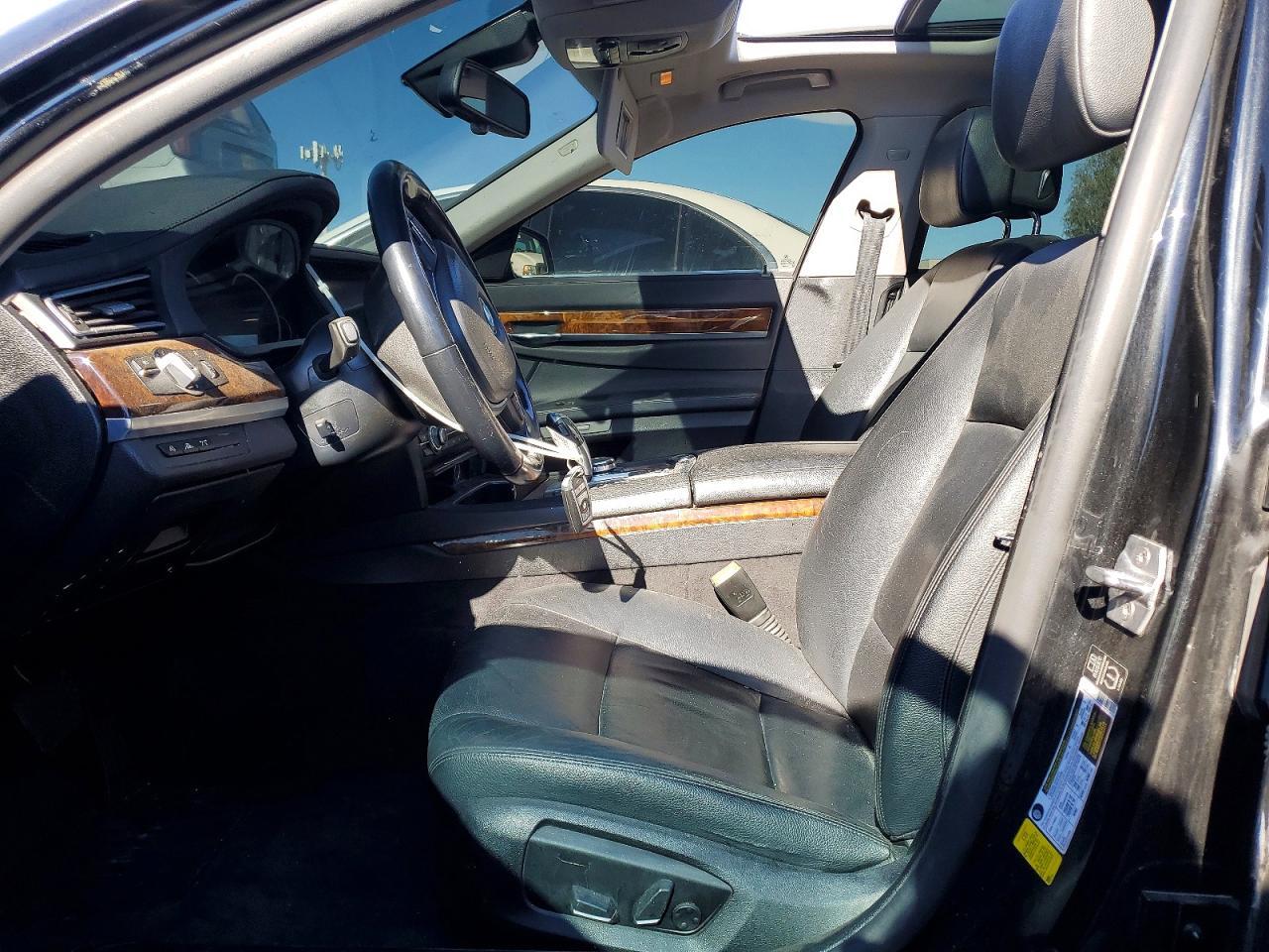 2015 BMW 740 I - Фото 7