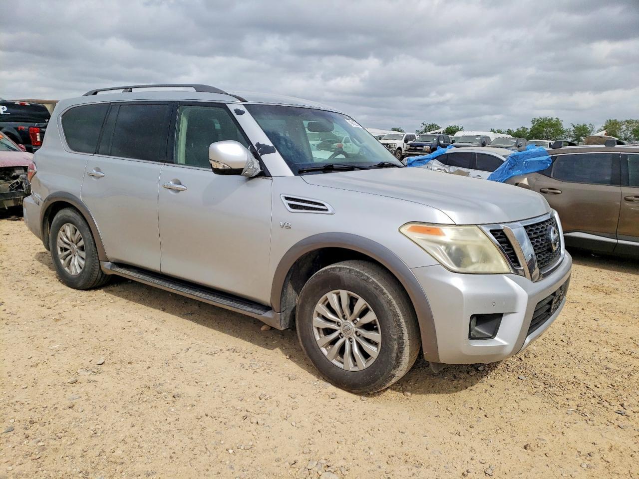 2017 Nissan Armada Sv - Фото 4
