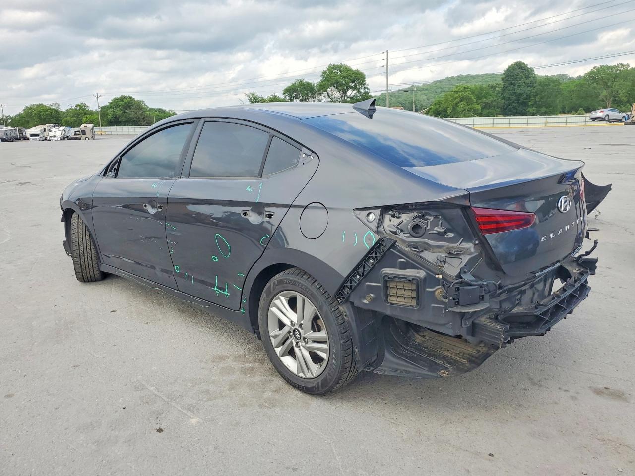 2020 Hyundai Elantra Sel - Фото 2