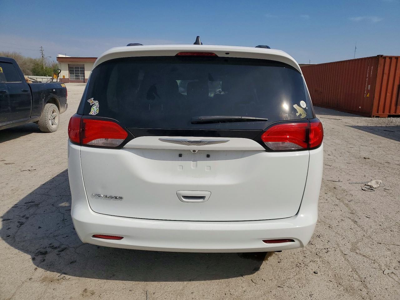 2021 Chrysler Voyager Lxi - Фото 6