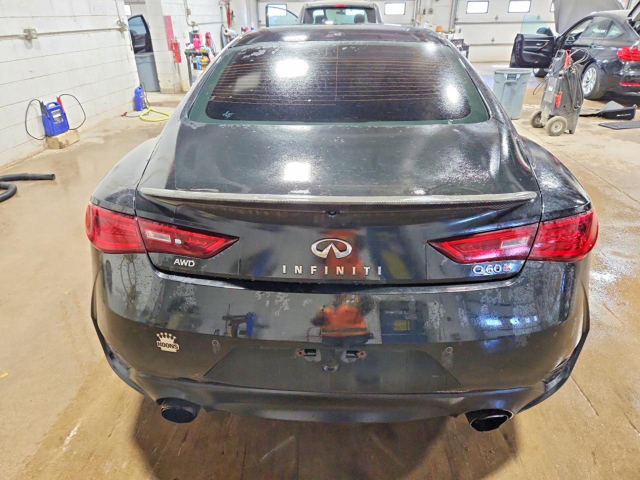 2018 Infiniti Q60 Red Sport 400 - Фото 6