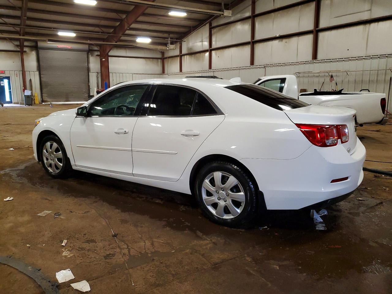 2014 Chevrolet Malibu 1Lt - Фото 2