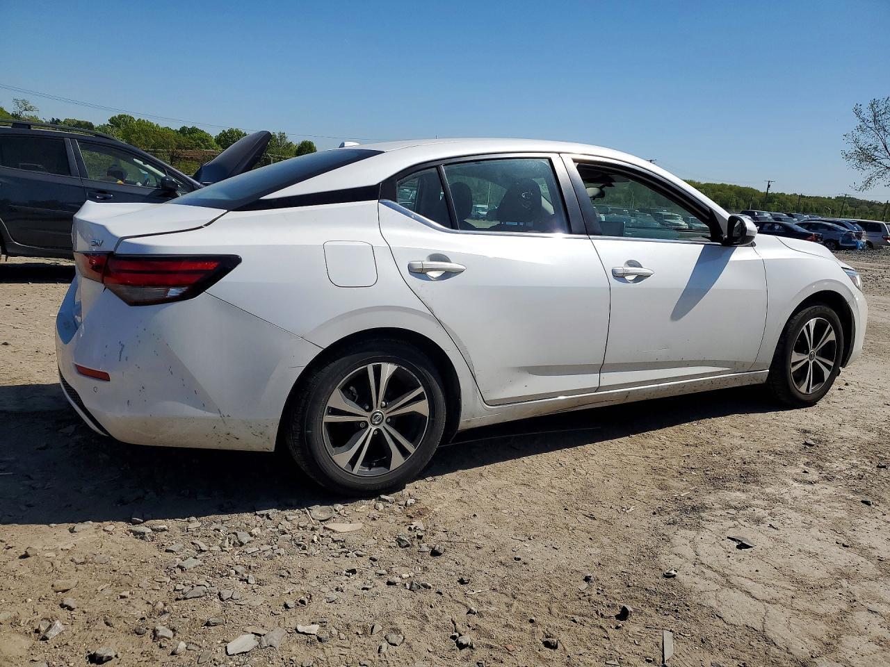 2022 Nissan Sentra - Фото 3
