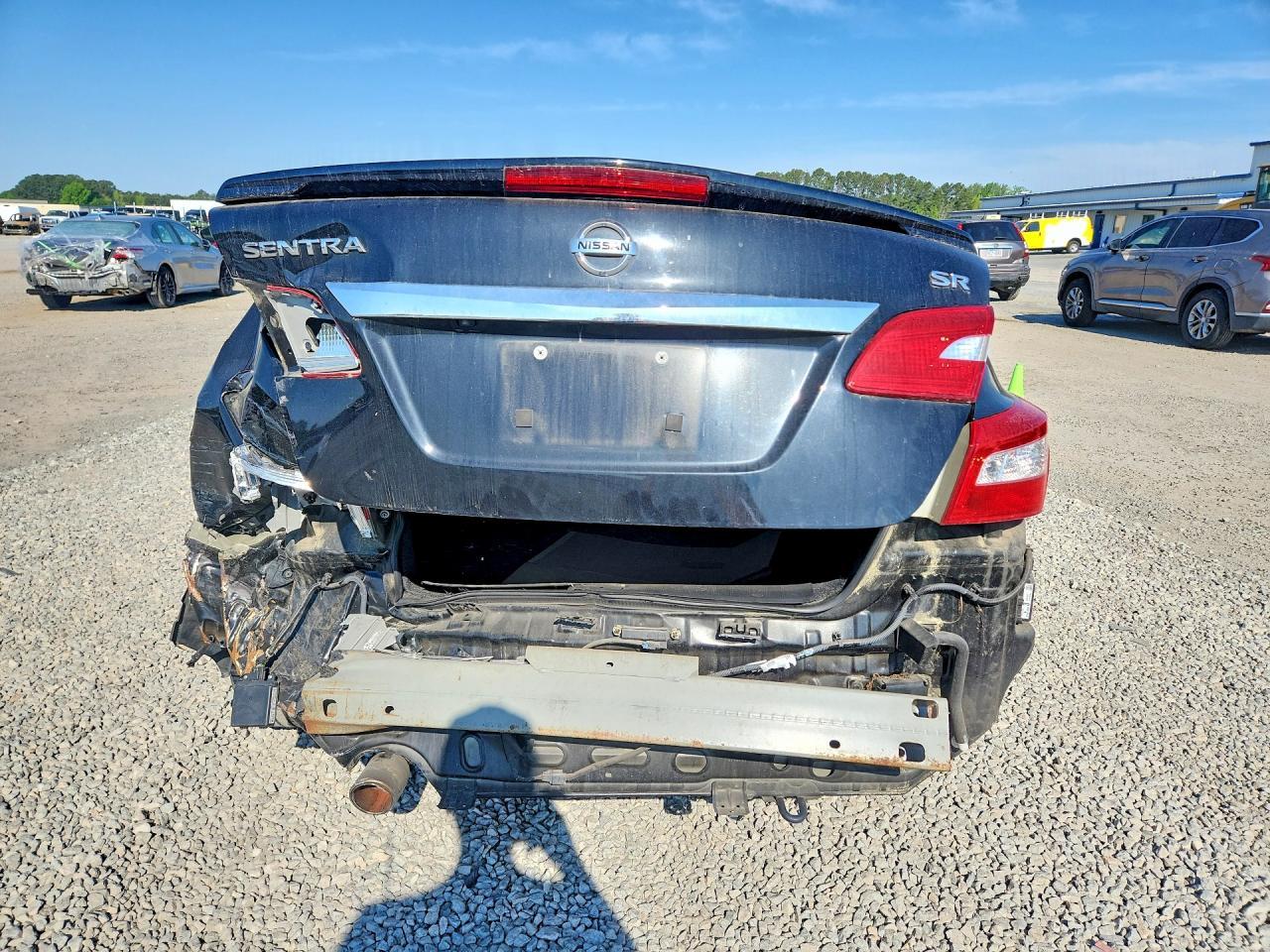 2016 Nissan Sentra Sr - Image 6