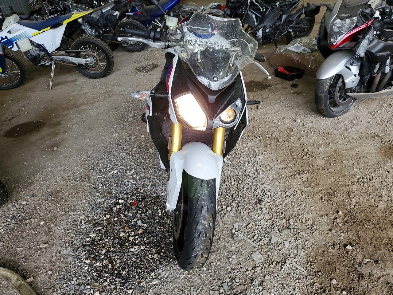 2018 BMW S 1000 R - Фото 2