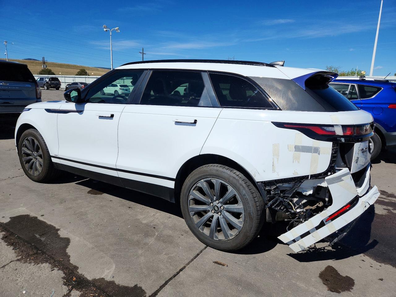 2018 Land Rover Range Rover Velar R-Dynamic Se - Image 2