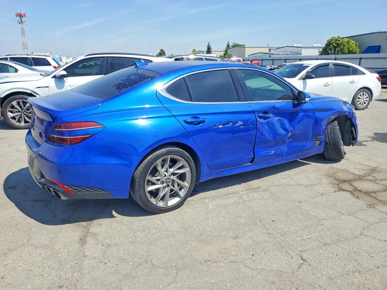 2022 Genesis G70 2.0T - Image 3