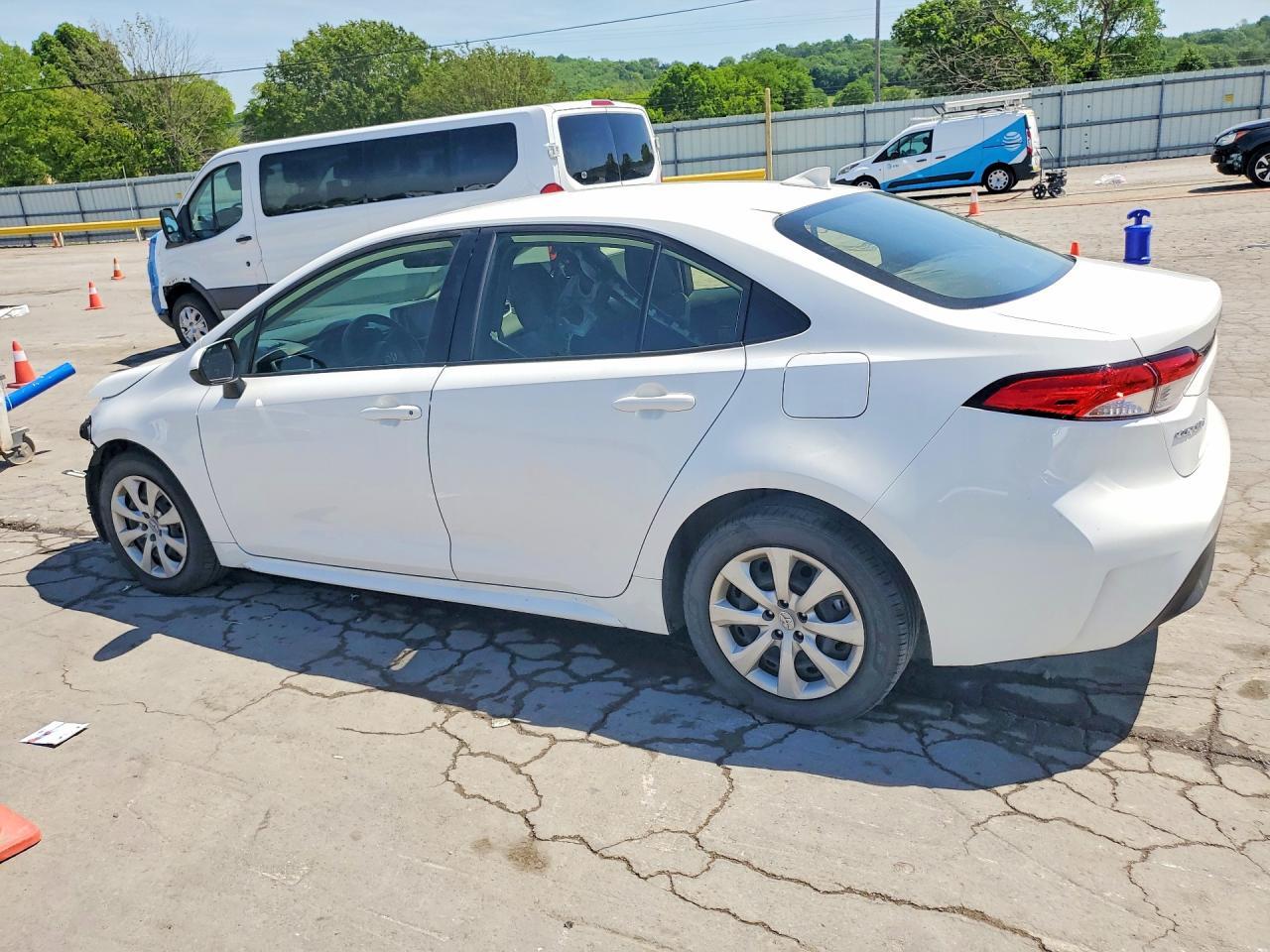2024 Toyota Corolla Hybrid Le - Фото 2