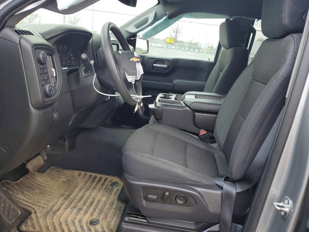 2024 Chevrolet Silverado K1500 Custom - Image 7