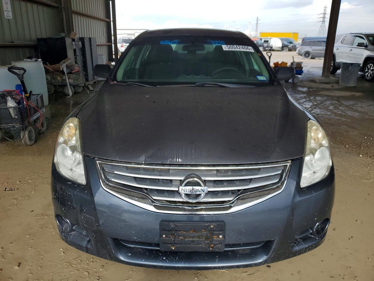 2010 Nissan Altima 2.5 - Image 5