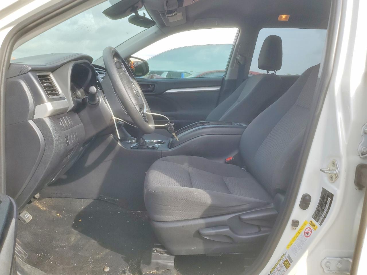 2019 Toyota Highlander Le - Фото 7