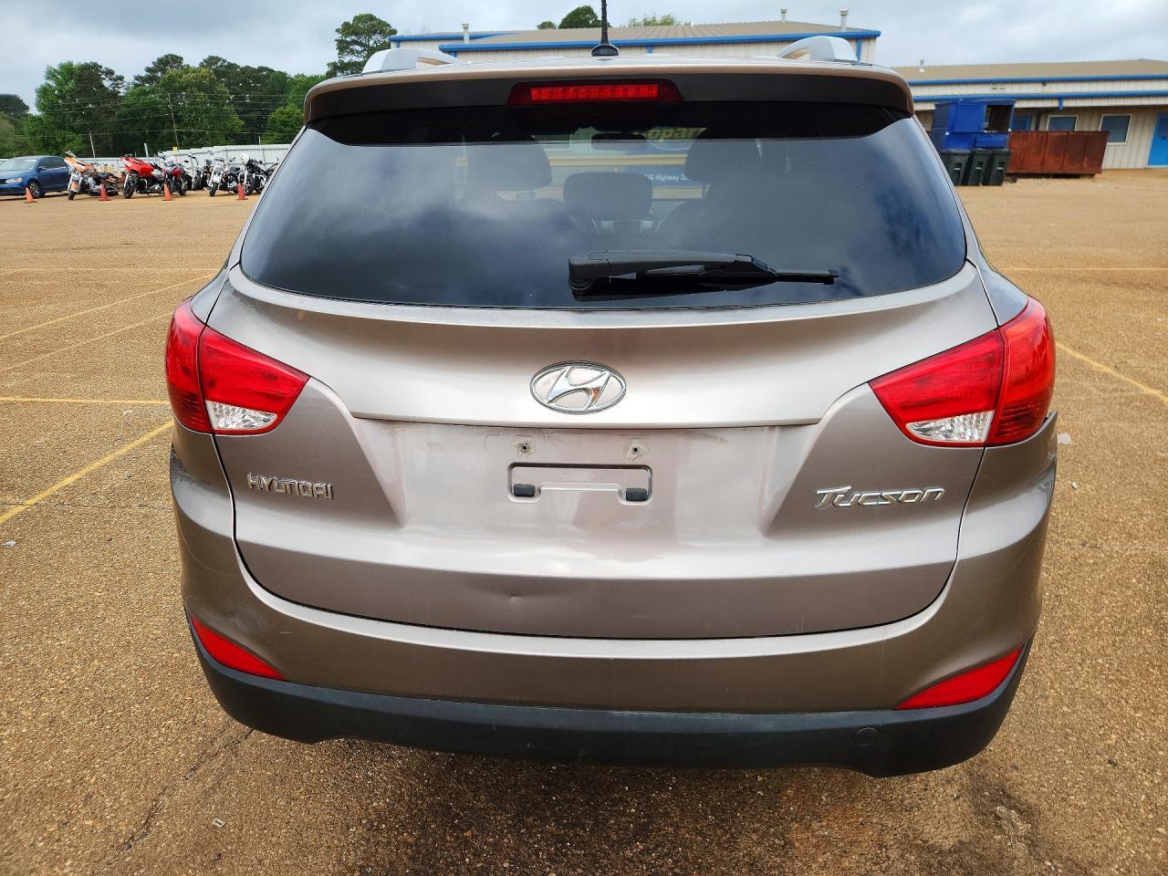 2012 Hyundai Tucson Gls - Image 6