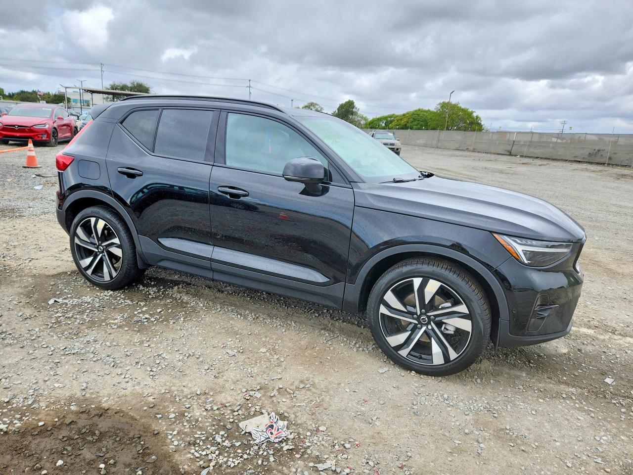 2024 Volvo Xc40 Plus - Фото 4