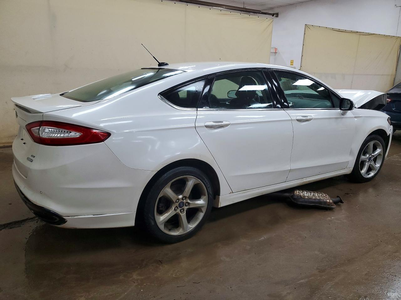 2016 Ford Fusion Se Awd - Фото 3