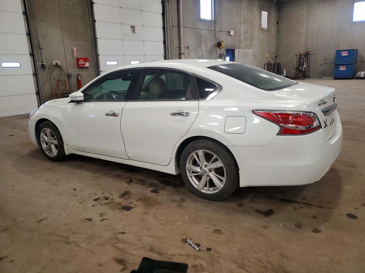 2015 Nissan Altima 2.5 Sl - Image 2
