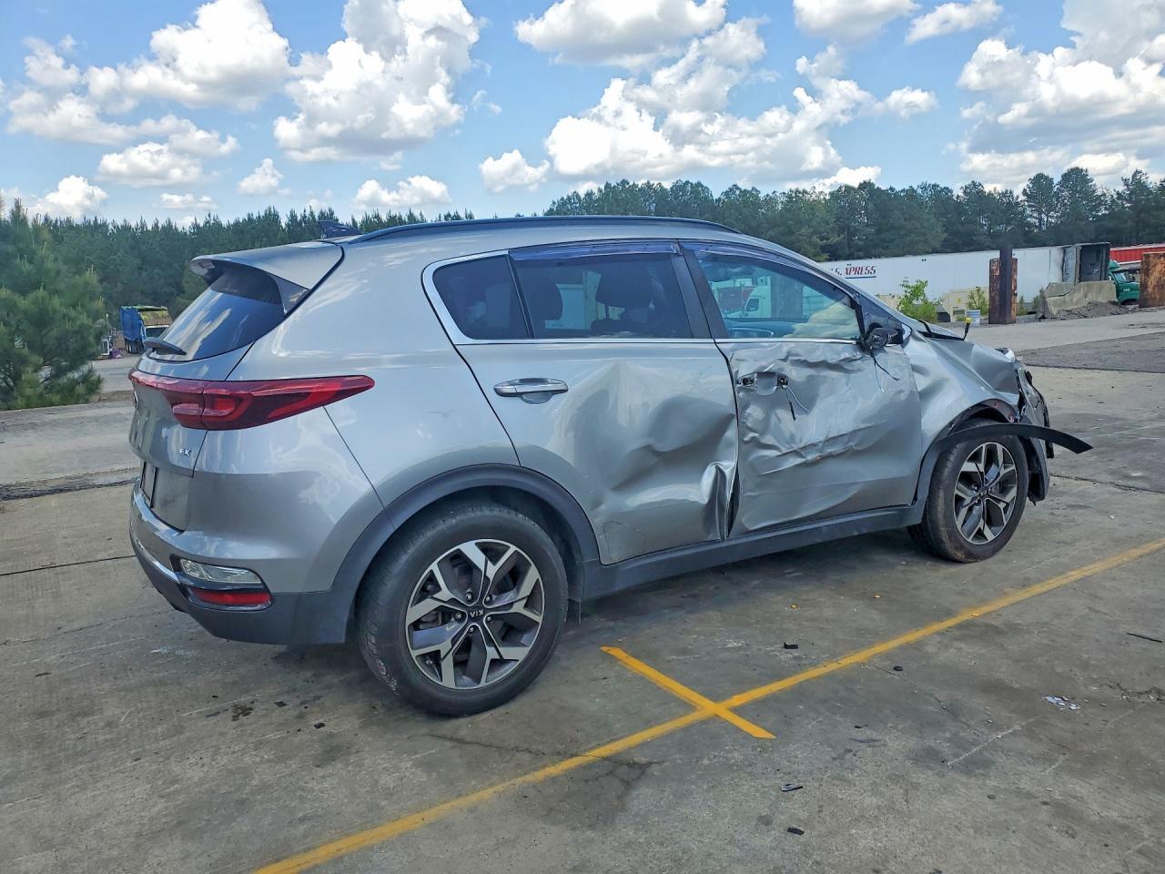 2021 Kia Sportage Ex - Image 3