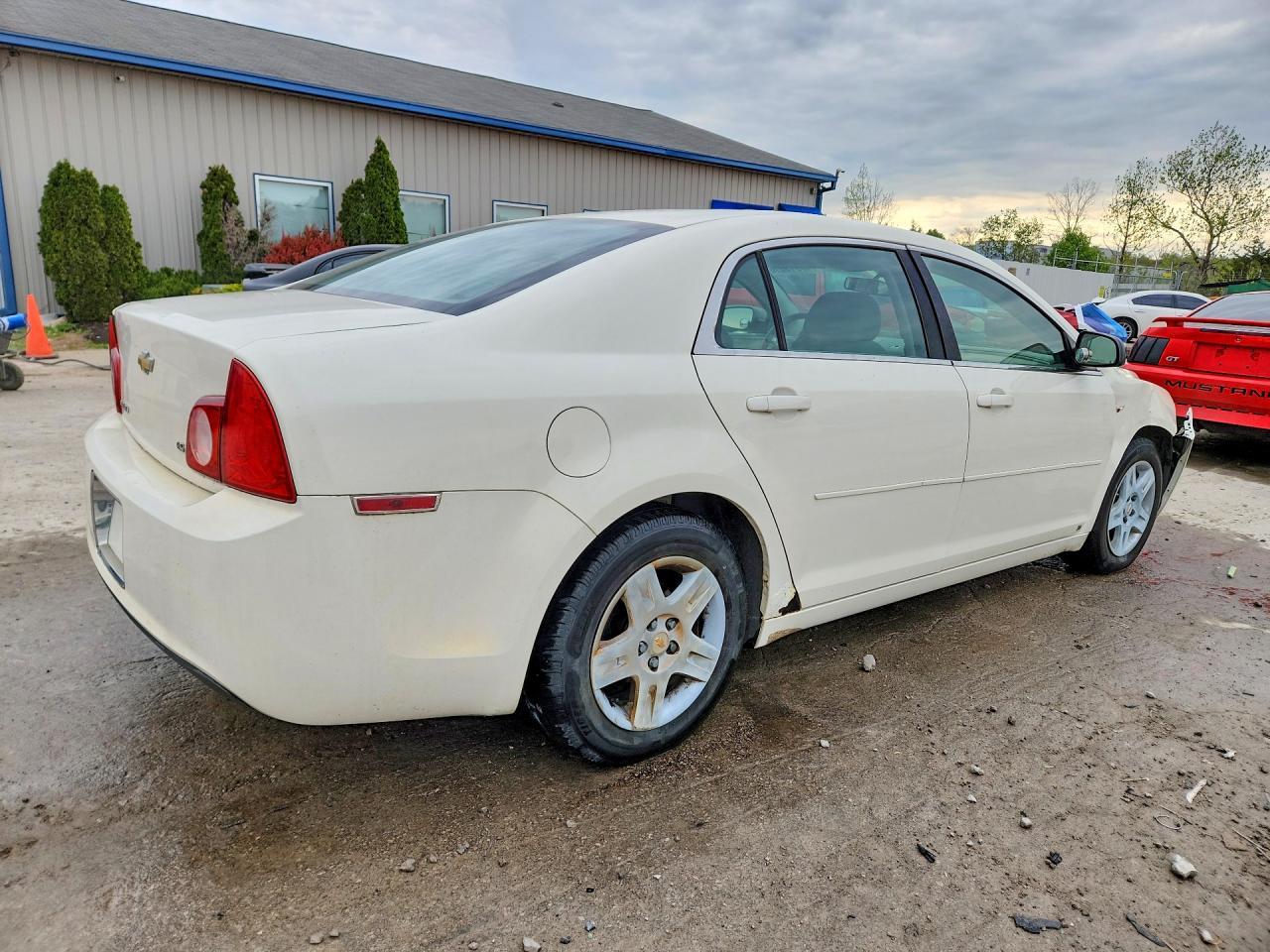 2008 Chevrolet Malibu Ls - Фото 3