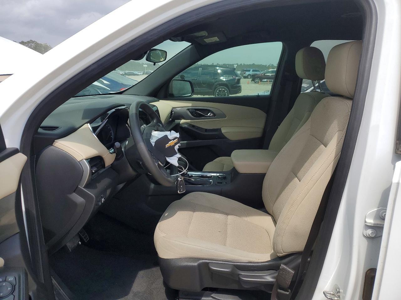 2023 Chevrolet Traverse Ls - Image 7