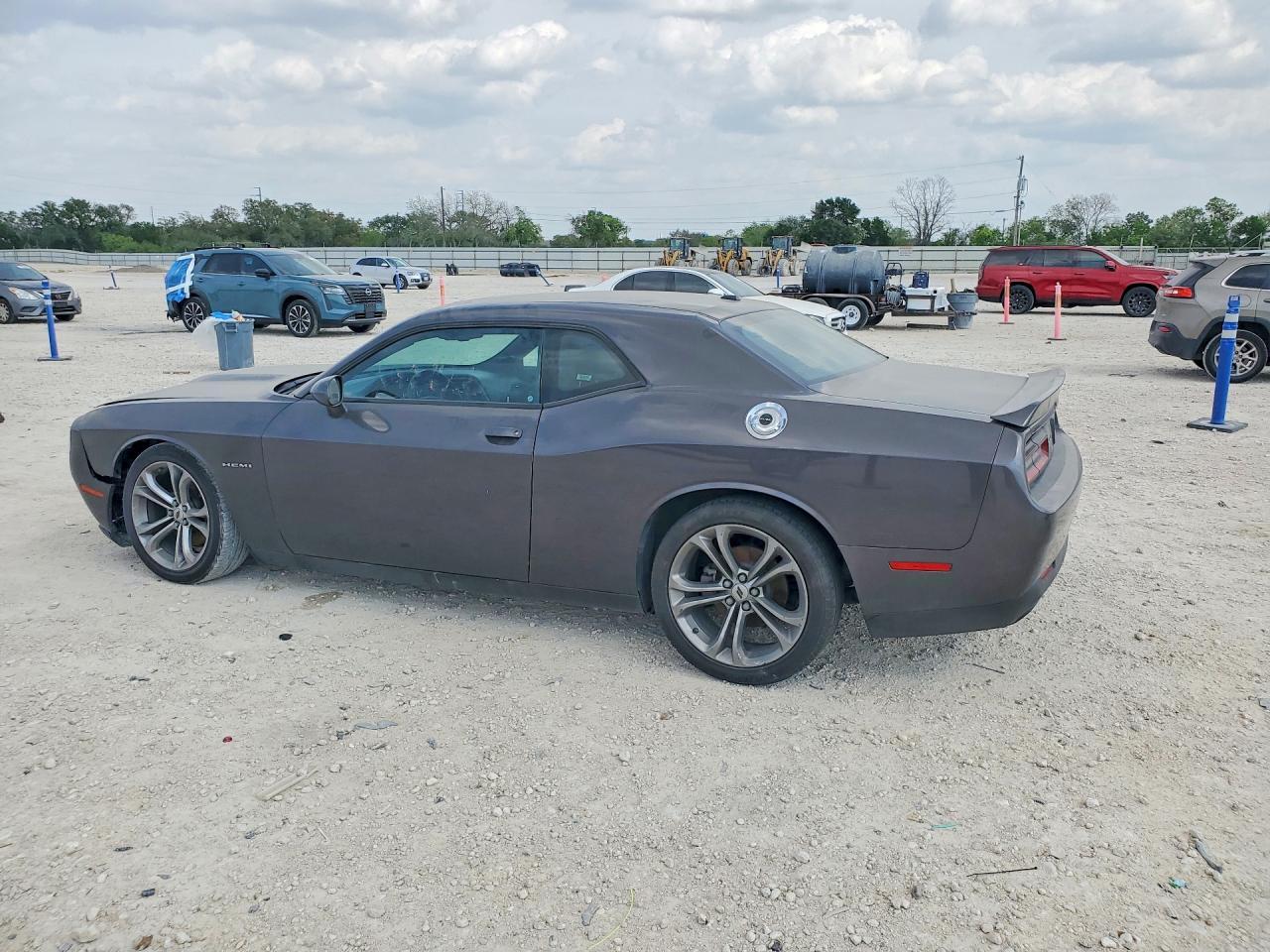 2020 Dodge Challenger R - Фото 2