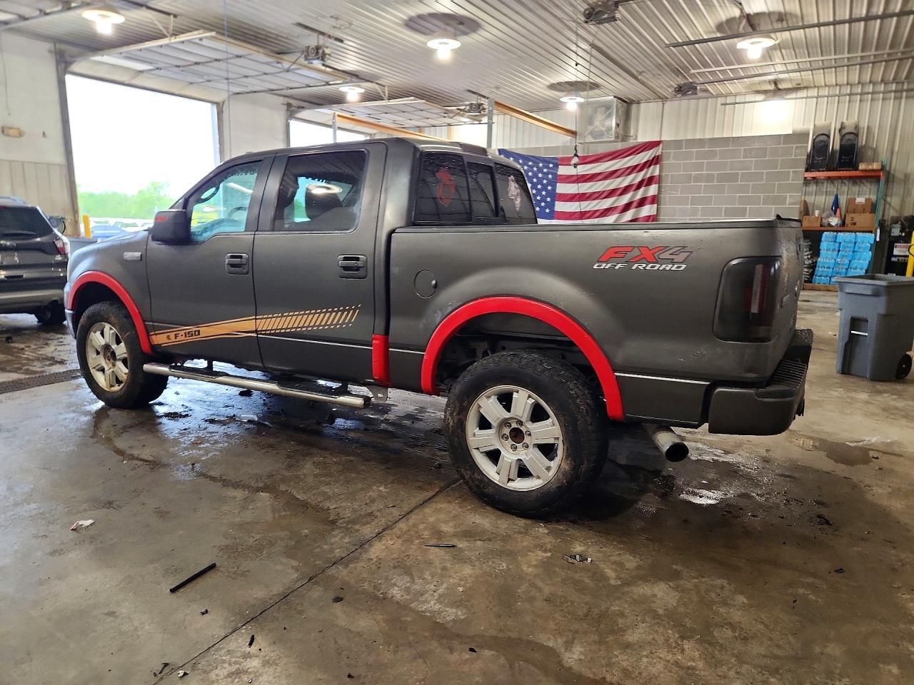 2005 Ford F150 Supercrew - Image 2