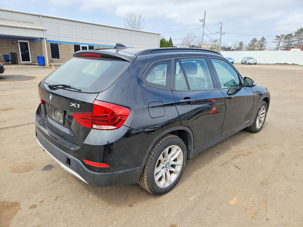 2015 BMW X1 xDrive28I - Фото 3