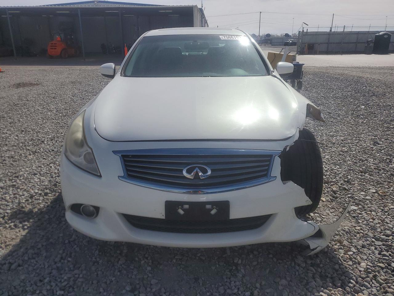 2013 Infiniti G37 - Фото 5