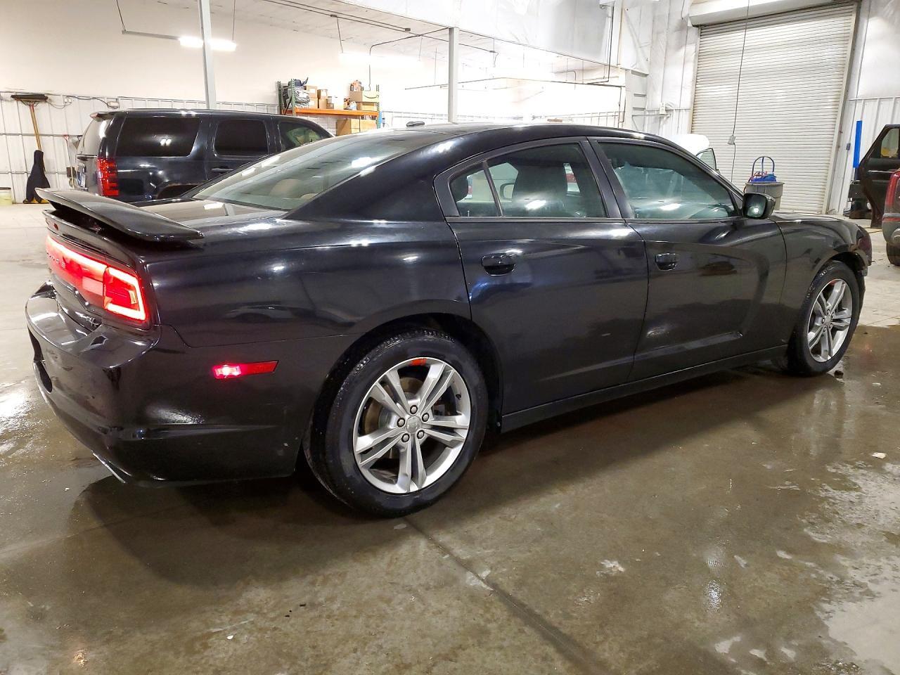 2013 Dodge Charger Sxt - Фото 3