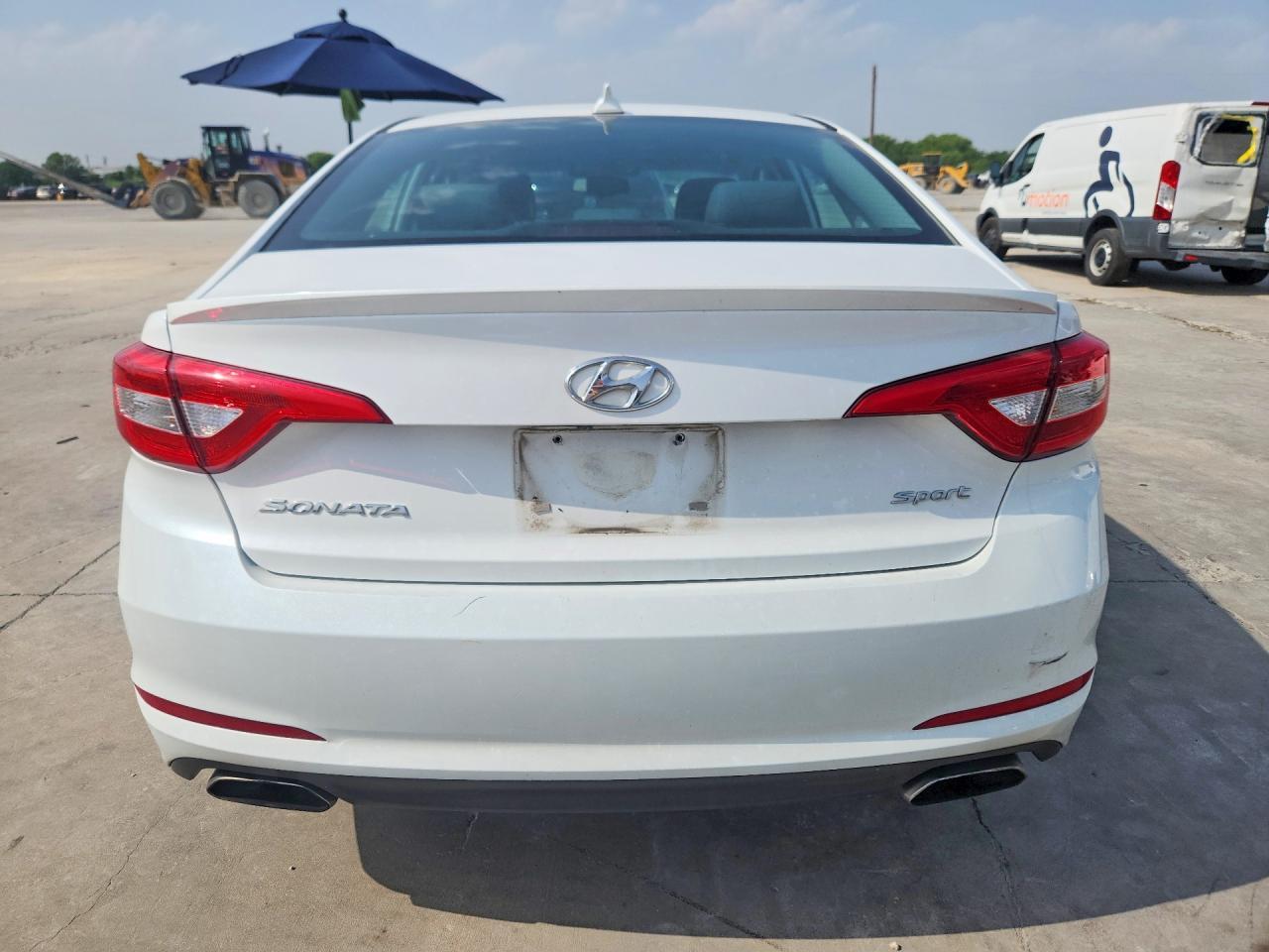 2017 Hyundai Sonata Sport - Image 6