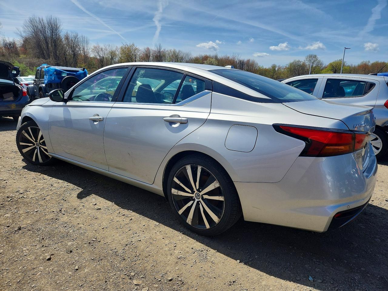 2020 Nissan Altima Sr - Image 2