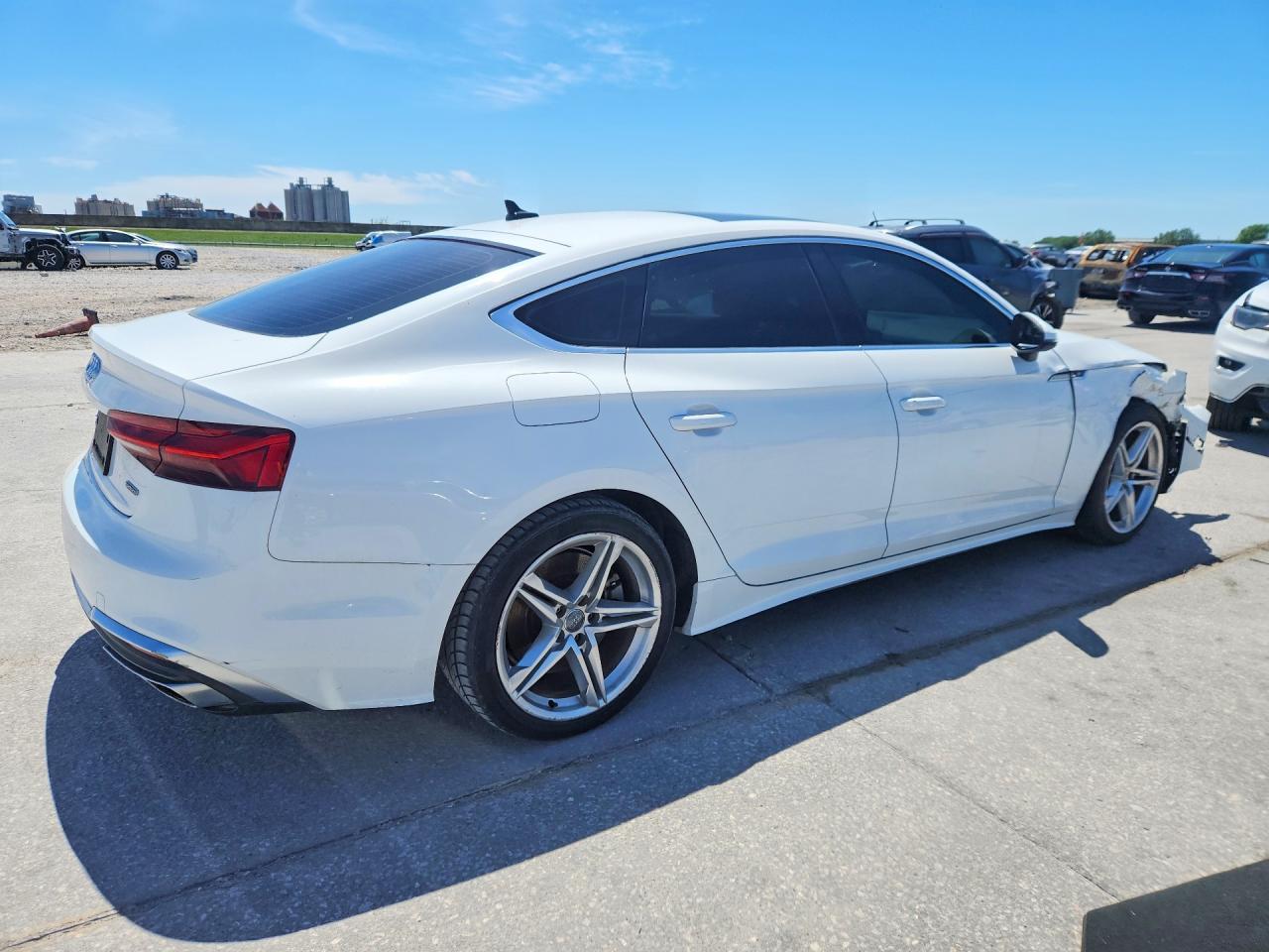 2021 Audi A5 Premium 45 - Фото 3
