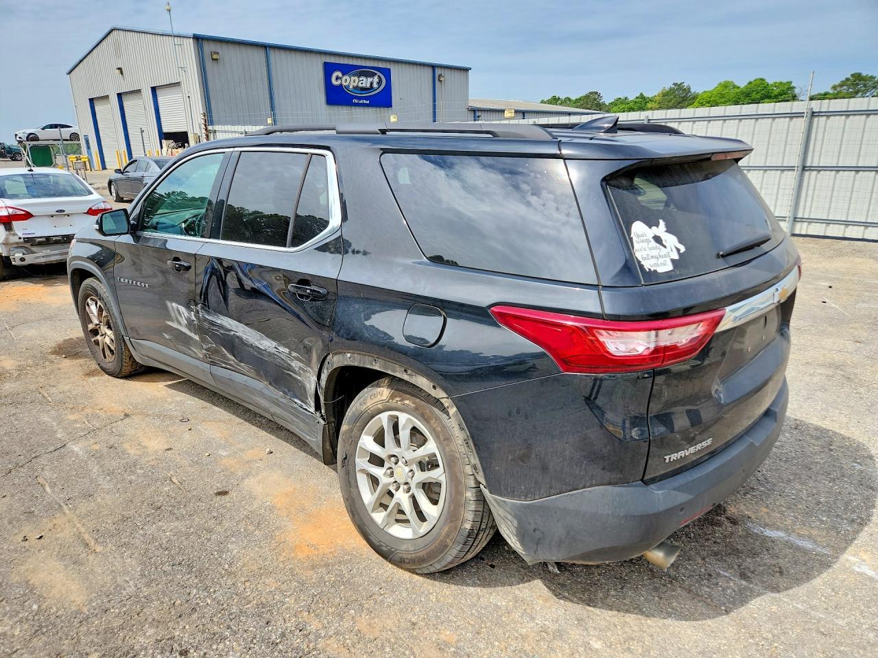 2019 Chevrolet Traverse Lt - Фото 2