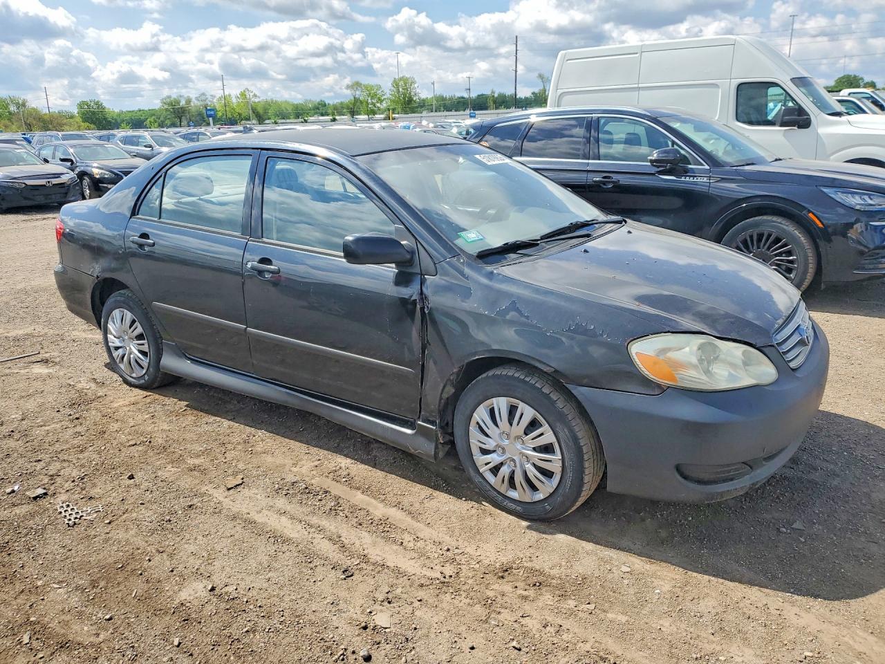 2004 Toyota Corolla Ce - Image 4