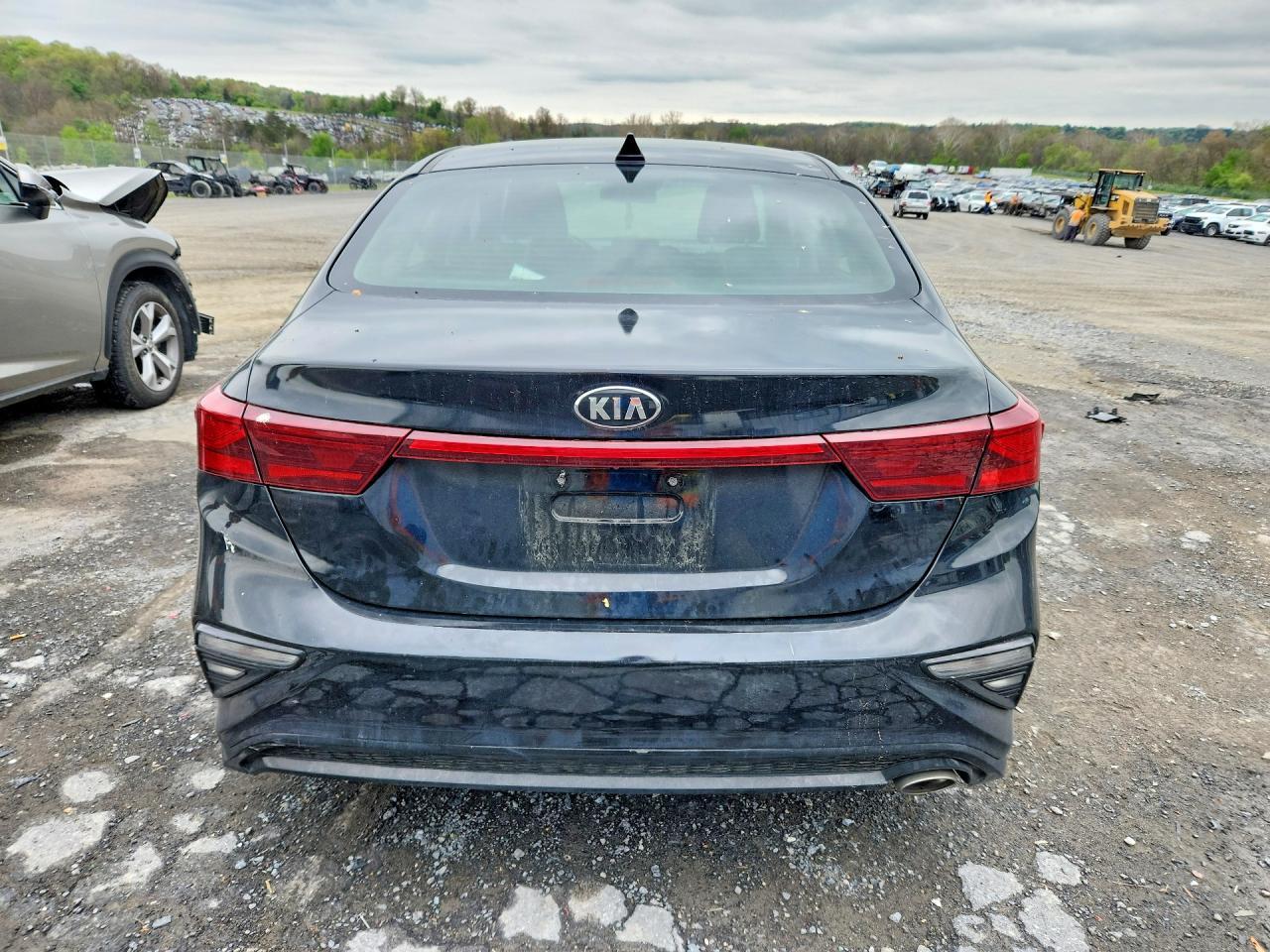 2021 Kia Forte Lxs - Image 6