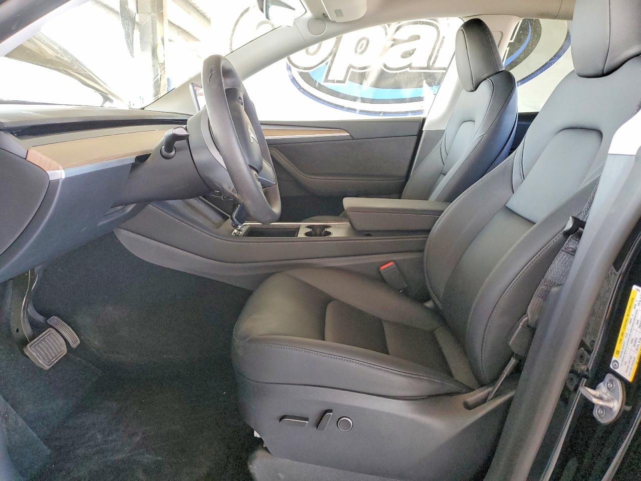 2023 Tesla Model Y - Image 7