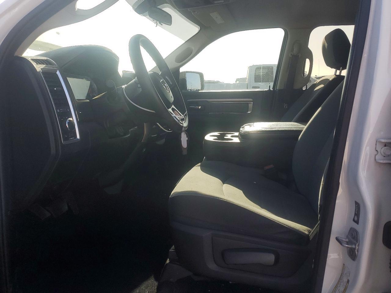 2022 Ram 1500 Classic Slt - Image 7
