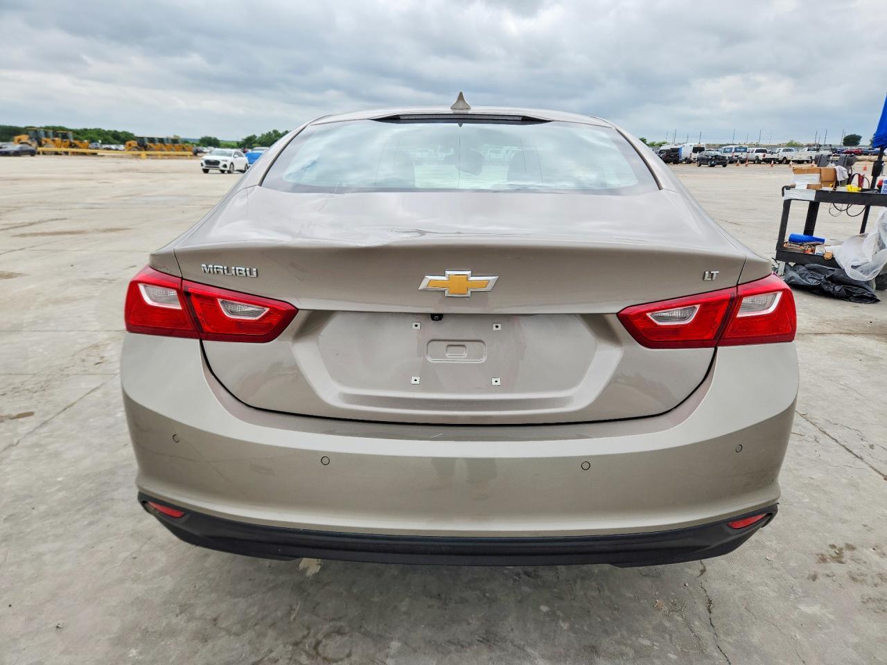 2024 Chevrolet Malibu Lt - Image 6