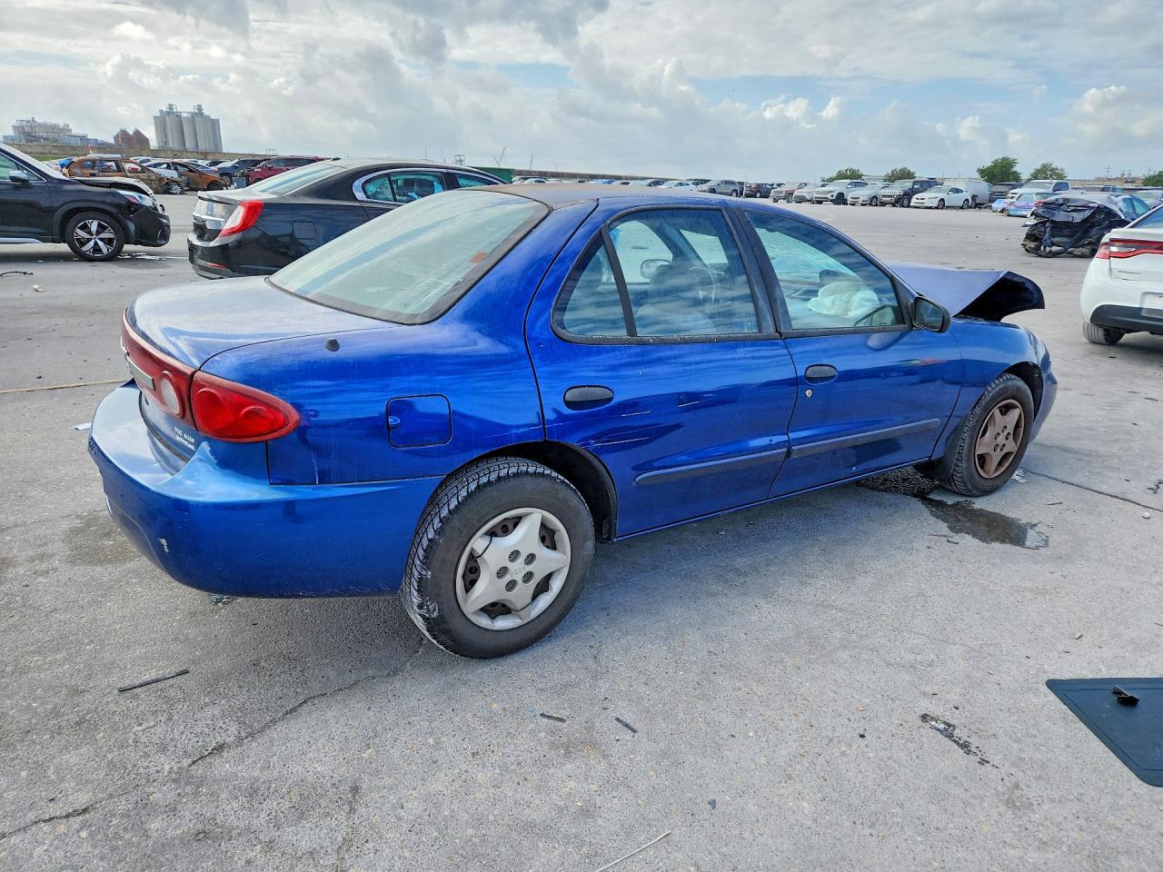 2003 Chevrolet Cavalier - Image 3