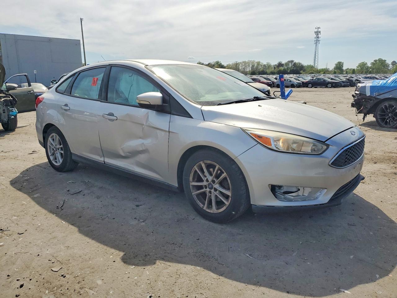 2017 Ford Focus Se - Image 4